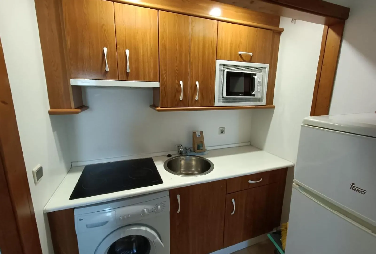 Apartamento En Segunda Planta En Urb. Jardines De Isla Canela Apartment
